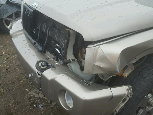1J8HG48N66C131178 - 2006 JEEP COMMANDER BROWN photo 9