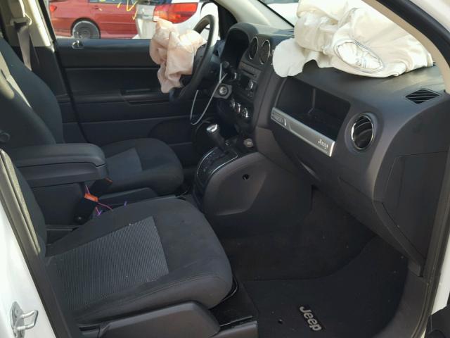 1C4NJCBA2GD611113 - 2016 JEEP COMPASS SP 白色 照片 5