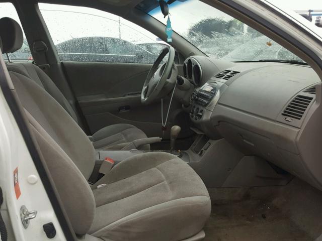 1N4BL11E74C109646 - 2004 NISSAN ALTIMA SE WHITE photo 5