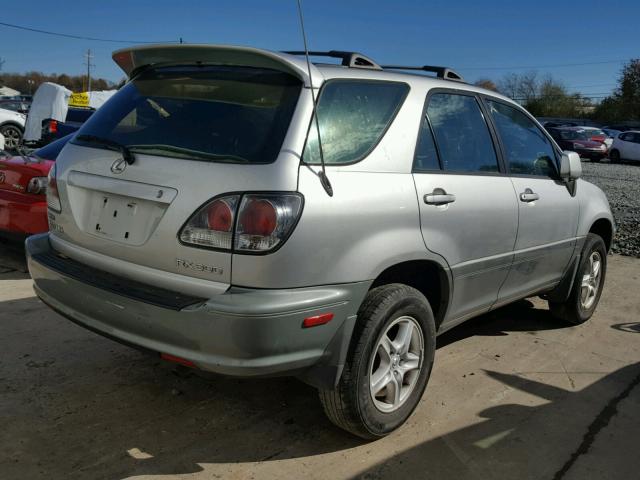 JTJHF10U220239737 - 2002 LEXUS RX 300 SILVER photo 4