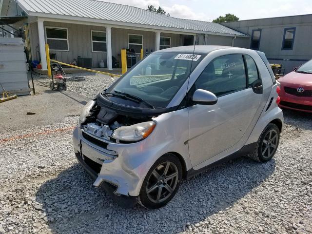 WMEEJ31X18K135960 - 2008 SMART FORTWO SILVER photo 2