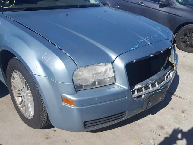 2C3LA43R78H283228 - 2008 CHRYSLER 300 LX BLUE photo 9