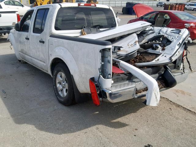 1N6AD07U89C424147 - 2009 NISSAN FRONTIER C WHITE photo 3