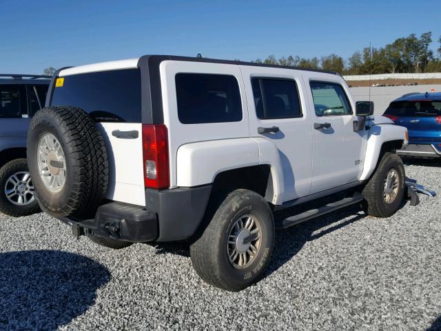 5GTDN136668120140 - 2006 HUMMER H3 WHITE photo 4