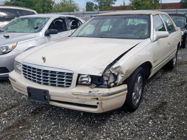 1G6KE54Y6XU702823 - 1999 CADILLAC DEVILLE DE WHITE photo 2