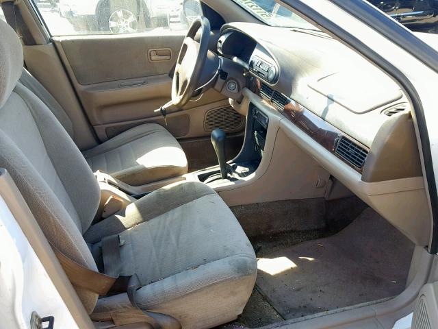 1N4BU31D7TC116935 - 1996 NISSAN ALTIMA XE WHITE photo 5