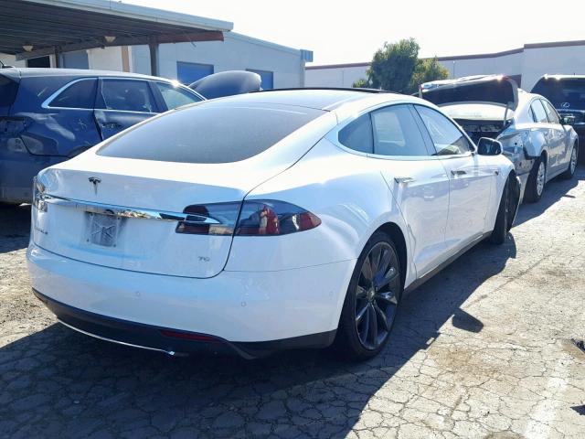 5YJSA1E15FF111232 - 2015 TESLA MODEL S WHITE photo 4