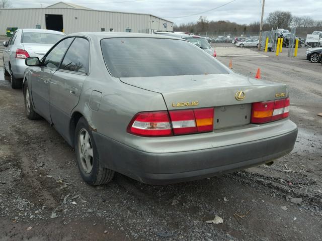 JT8BF22G5V0025737 - 1997 LEXUS ES 300 GRAY photo 3