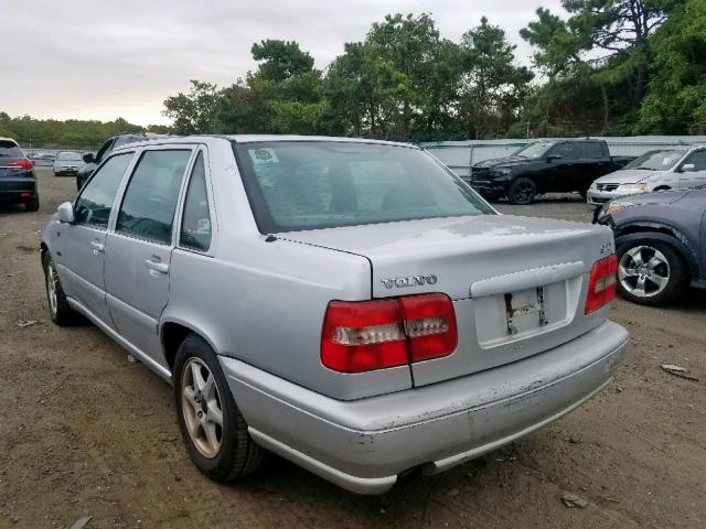 YV1LS5578W2505978 - 1998 VOLVO S70 GRAY photo 3