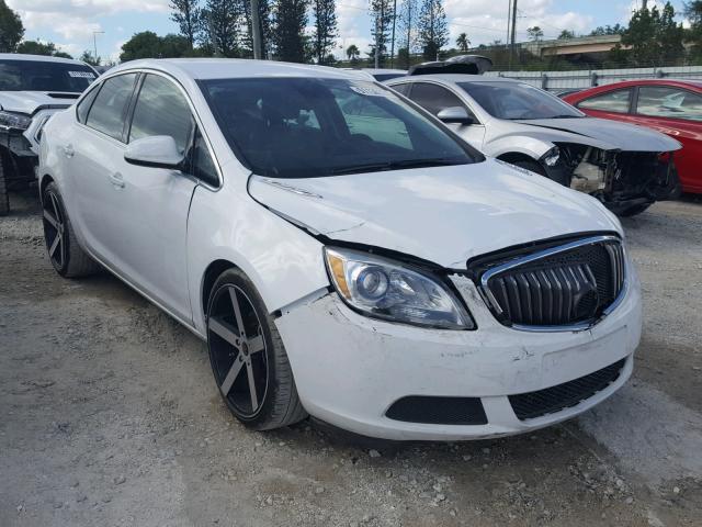 1G4PP5SK2G4105482 - 2016 BUICK VERANO WHITE photo 1