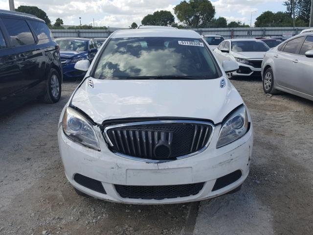 1G4PP5SK2G4105482 - 2016 BUICK VERANO WHITE photo 9