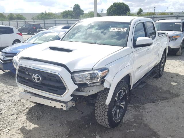 5TFCZ5AN3GX015376 - 2016 TOYOTA TACOMA DOU WHITE photo 2