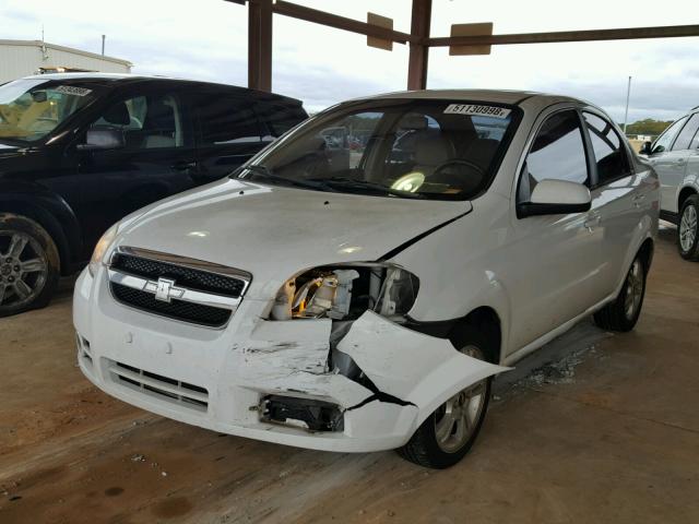 KL1TG5DE0BB239140 - 2011 CHEVROLET AVEO LT WHITE photo 2