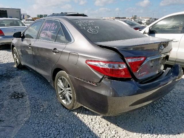 4T1BF1FK8FU009287 - 2015 TOYOTA CAMRY LE SILVER photo 3