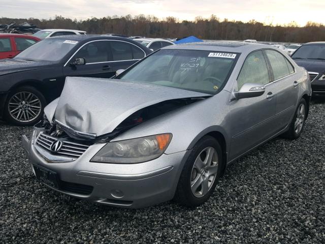 JH4KB16548C003472 - 2008 ACURA RL SILVER photo 2