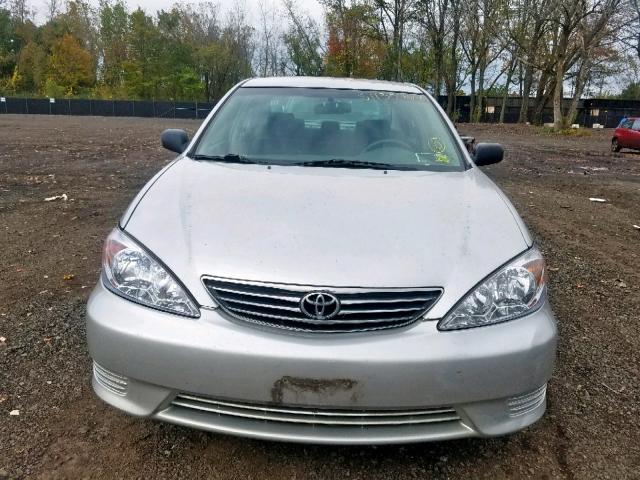 4T1BE32K25U970549 - 2005 TOYOTA CAMRY LE SILVER photo 9