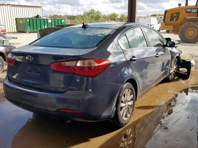 KNAFX4A85E5119512 - 2014 KIA FORTE EX GRAY photo 4