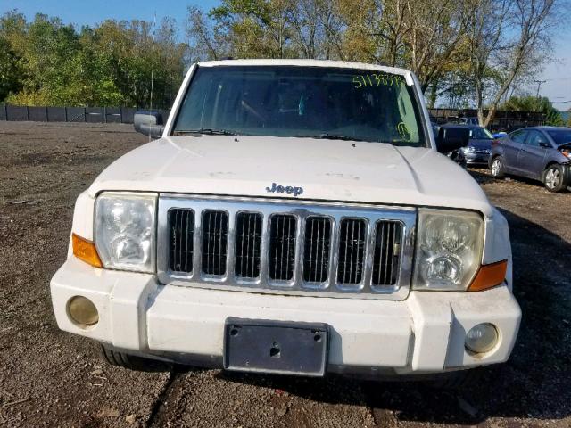 1J8HG582X6C328902 - 2006 JEEP COMMANDER WHITE photo 9