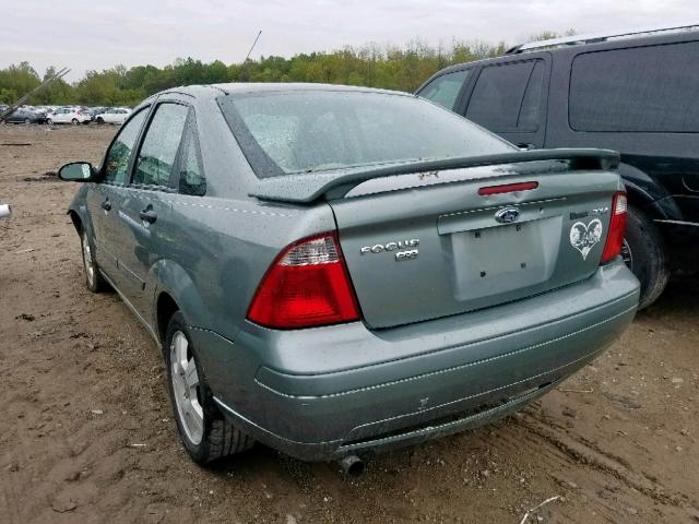 1FAHP34N86W186209 - 2006 FORD FOCUS ZX4 SILVER photo 3