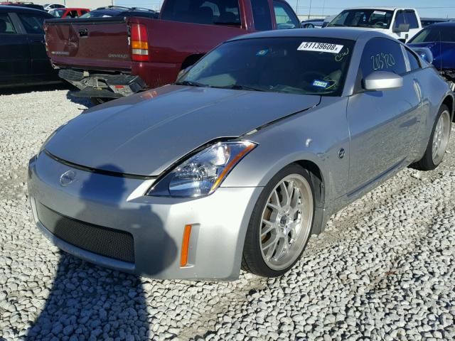 JN1AZ34E23T008642 - 2003 NISSAN 350Z COUPE SILVER photo 2