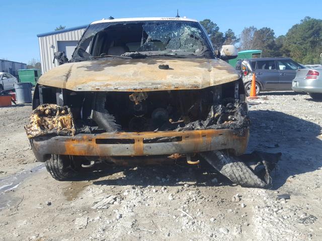 3GYFK66N43G214672 - 2003 CADILLAC ESCALADE E WHITE photo 9