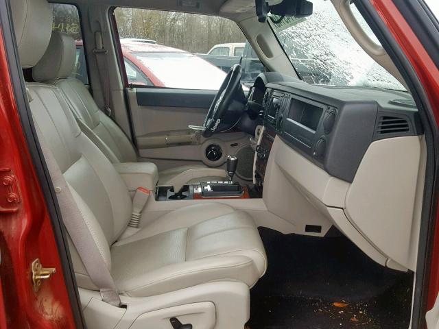 1J8HG58246C319354 - 2006 JEEP COMMANDER RED photo 5