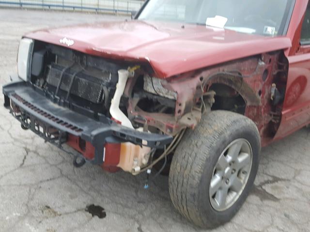 1J8HG58246C319354 - 2006 JEEP COMMANDER RED photo 9