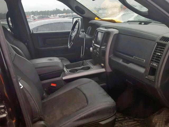 1C6RR7YT2HS810192 - 2017 RAM 1500 REBEL შავი ფოტო 5