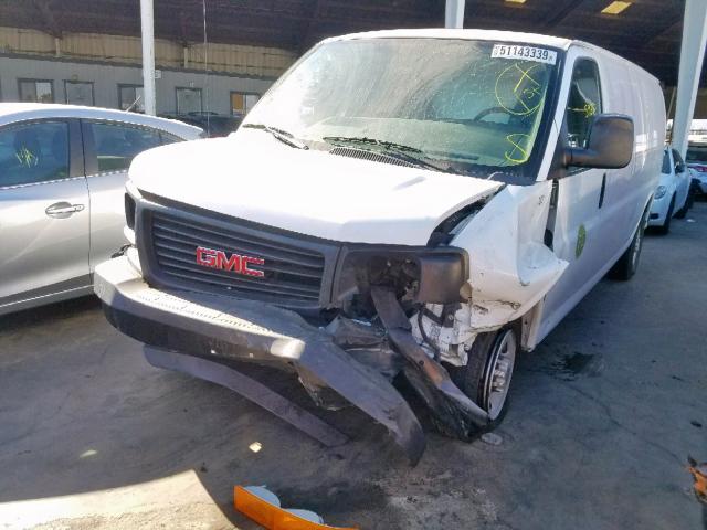 1GTZ7UBG0B1152264 - 2011 GMC SAVANA G35 WHITE photo 2