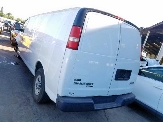 1GTZ7UBG0B1152264 - 2011 GMC SAVANA G35 WHITE photo 3