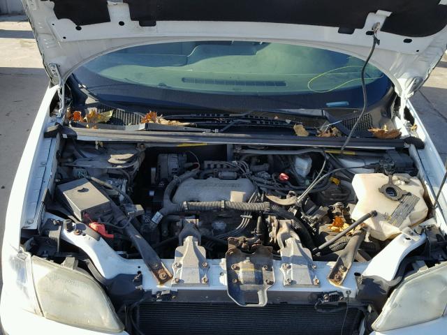 1GBDX23E54D144954 - 2004 CHEVROLET VENTURE IN WHITE photo 7