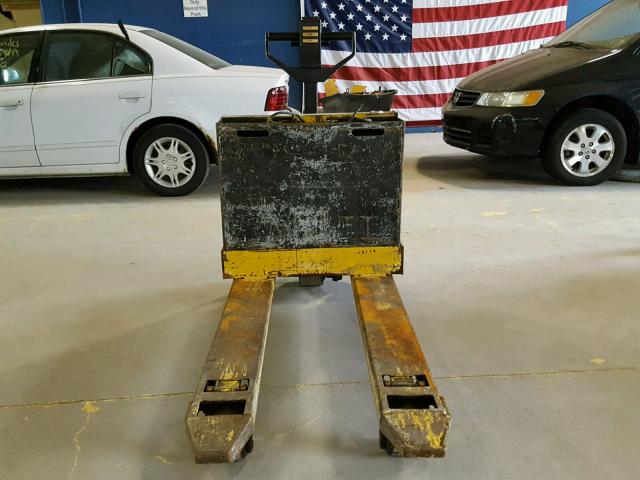 00000000000000262 - 1998 YALE PALLETJACK YELLOW photo 6