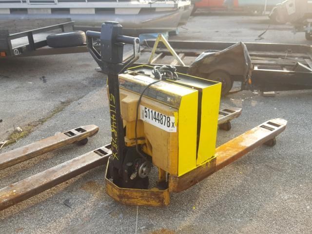 00000000000000261 - 1998 YALE PALLETJACK YELLOW photo 2