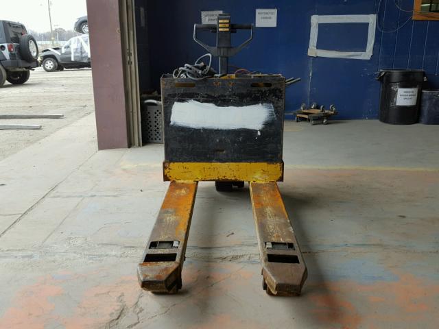 00000000000000261 - 1998 YALE PALLETJACK YELLOW photo 6