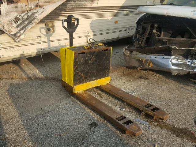 00000000000000126 - 1998 YALE PALLETJACK YELLOW photo 3