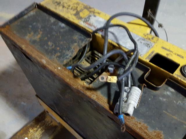 00000000000000126 - 1998 YALE PALLETJACK YELLOW photo 7