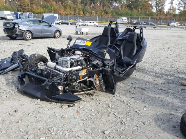 57XAASFA6J8128315 - 2018 POLARIS SLINGSHOT BLACK photo 2