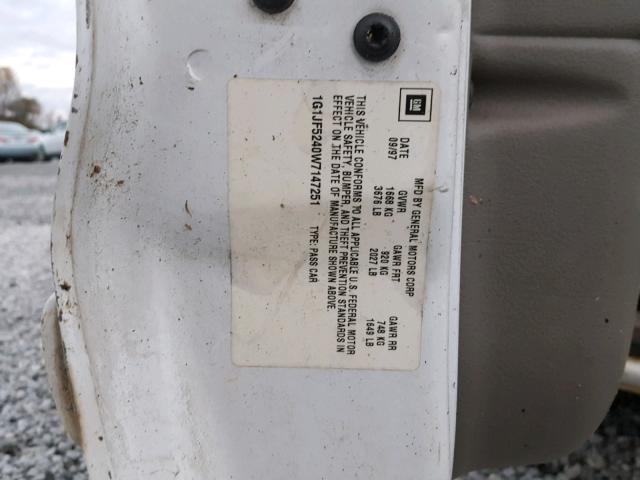 1G1JF5240W7147251 - 1998 CHEVROLET CAVALIER L WHITE photo 10