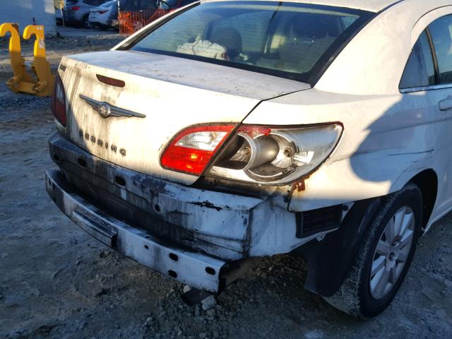 1C3CC4FB6AN212429 - 2010 CHRYSLER SEBRING TO WHITE photo 9