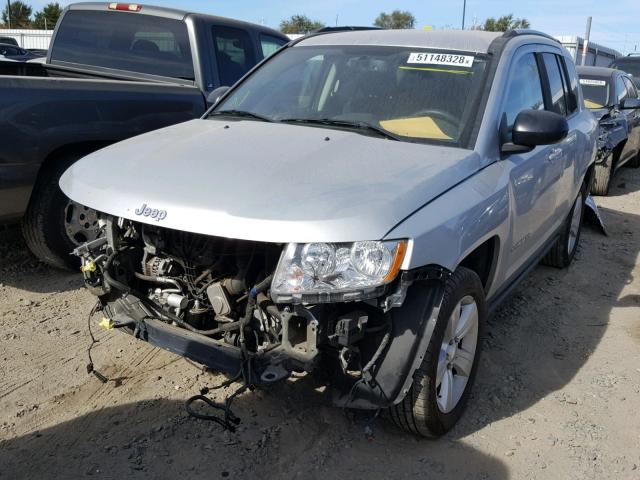 1J4NF1FB7BD283599 - 2011 JEEP COMPASS SP 银色 照片 2