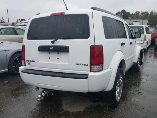 1D4PT4GK5BW604151 - 2011 DODGE NITRO HEAT WHITE photo 4