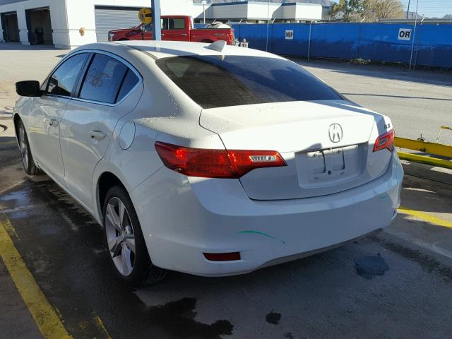 19VDE1F78EE009615 - 2014 ACURA ILX 20 TEC WHITE photo 3