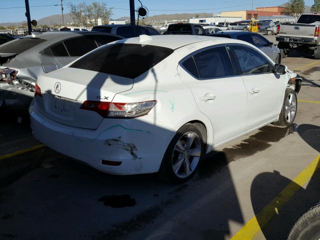 19VDE1F78EE009615 - 2014 ACURA ILX 20 TEC WHITE photo 4