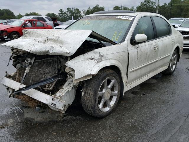 JN1CA31A21T303948 - 2001 NISSAN MAXIMA GXE WHITE photo 2