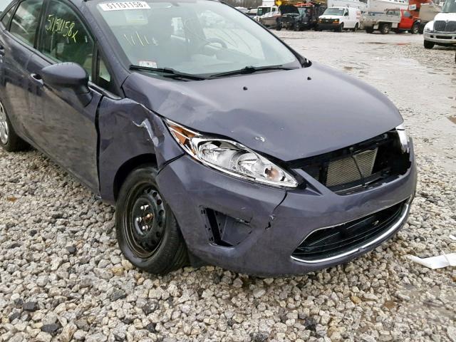 3FADP4BJ1CM215176 - 2012 FORD FIESTA SE GRAY photo 9