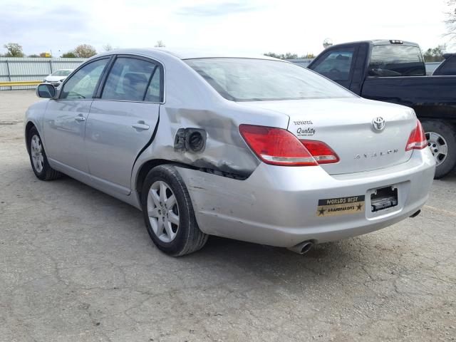 4T1BK36B66U148793 - 2006 TOYOTA AVALON XL SILVER photo 3