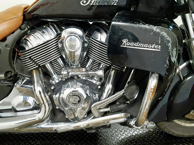 56KTRAAA4F3325154 - 2015 INDIAN MOTORCYCLE CO. ROADMASTER BLACK photo 17