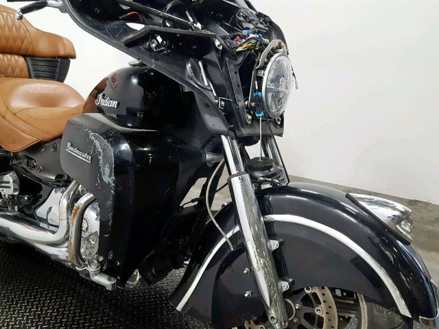 56KTRAAA4F3325154 - 2015 INDIAN MOTORCYCLE CO. ROADMASTER BLACK photo 19