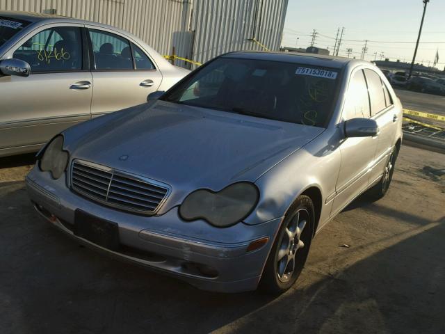 WDBRF61J42F280441 - 2002 MERCEDES-BENZ C 240 SILVER photo 2