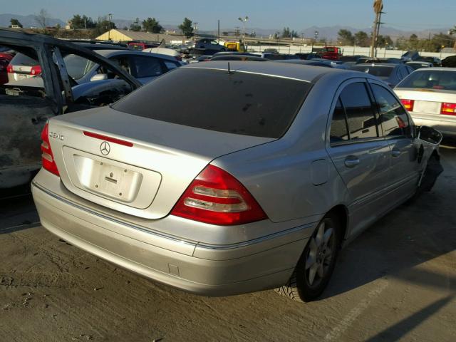 WDBRF61J42F280441 - 2002 MERCEDES-BENZ C 240 SILVER photo 4